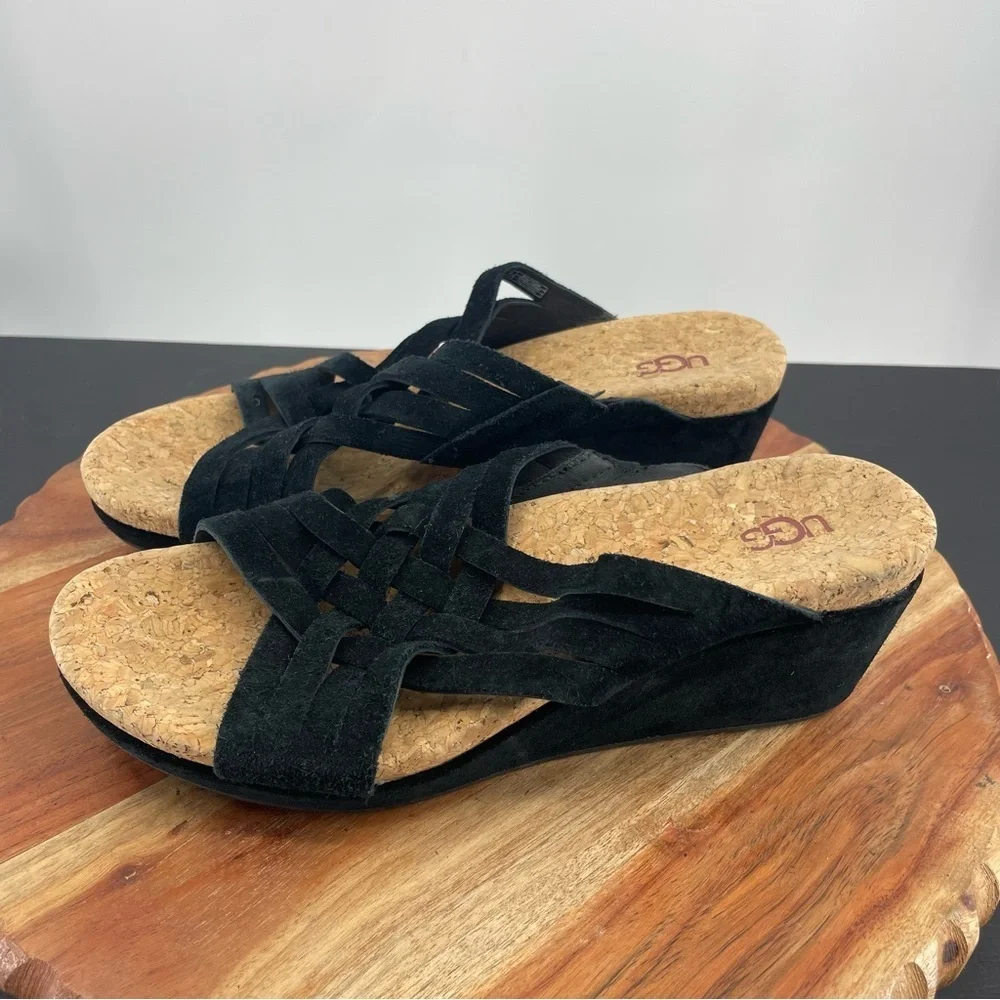 Ugg Australia Lilah wedge woven Sandals black suede Sz‎ 8 1019976